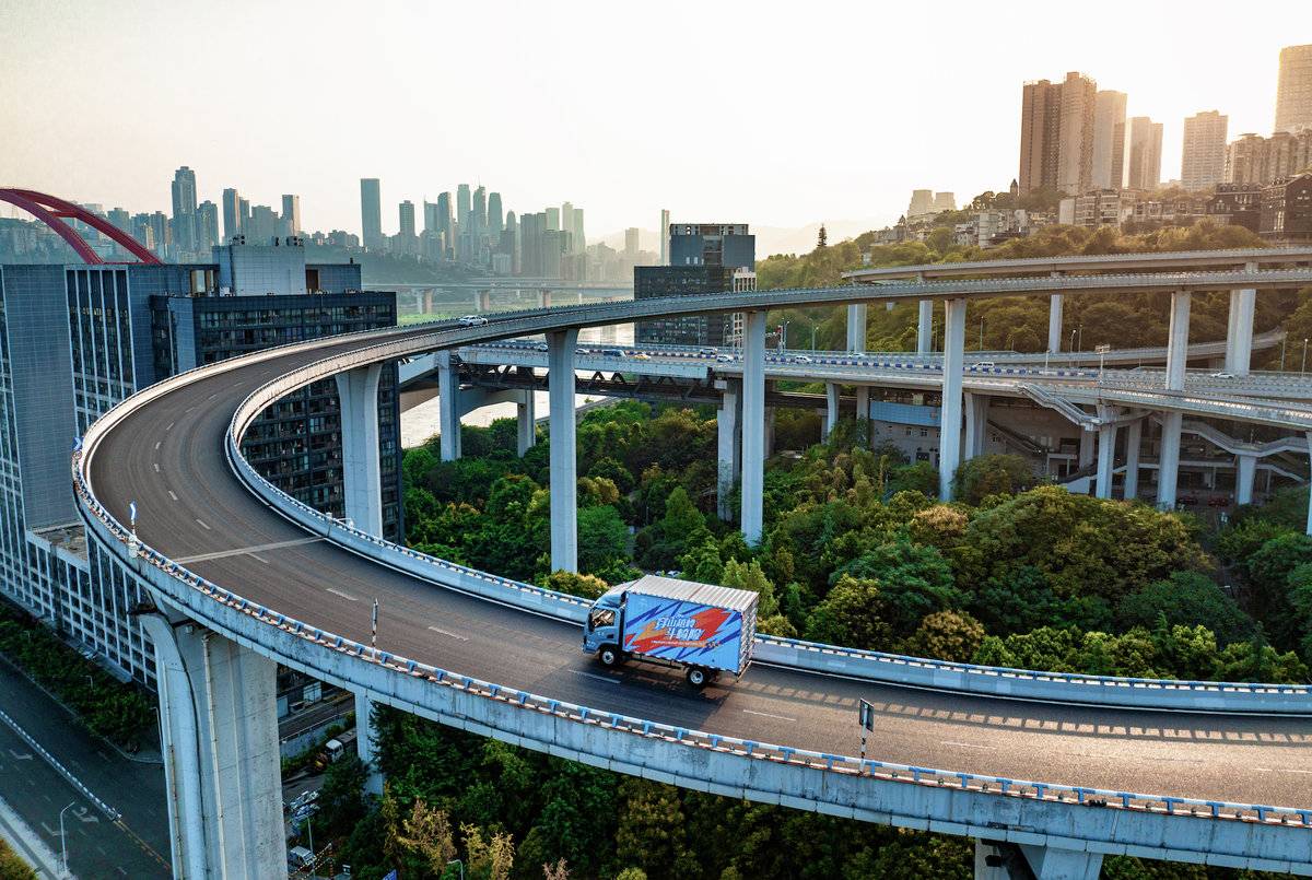 凌云而上！ 宇通新能源商用车极限开测