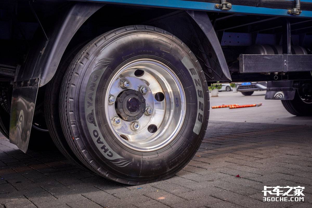 挑战重庆崎险！ 宇通新能源跑出新成绩