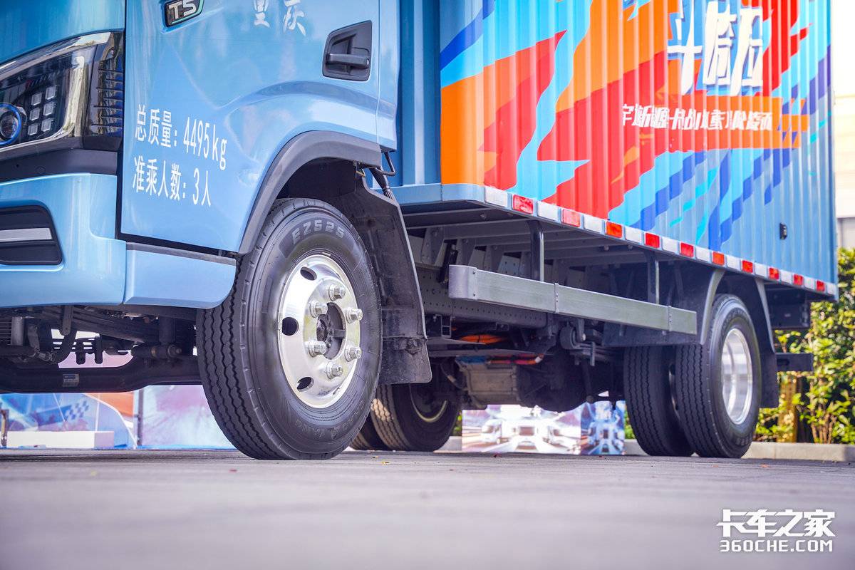 挑战重庆崎险！ 宇通新能源跑出新成绩