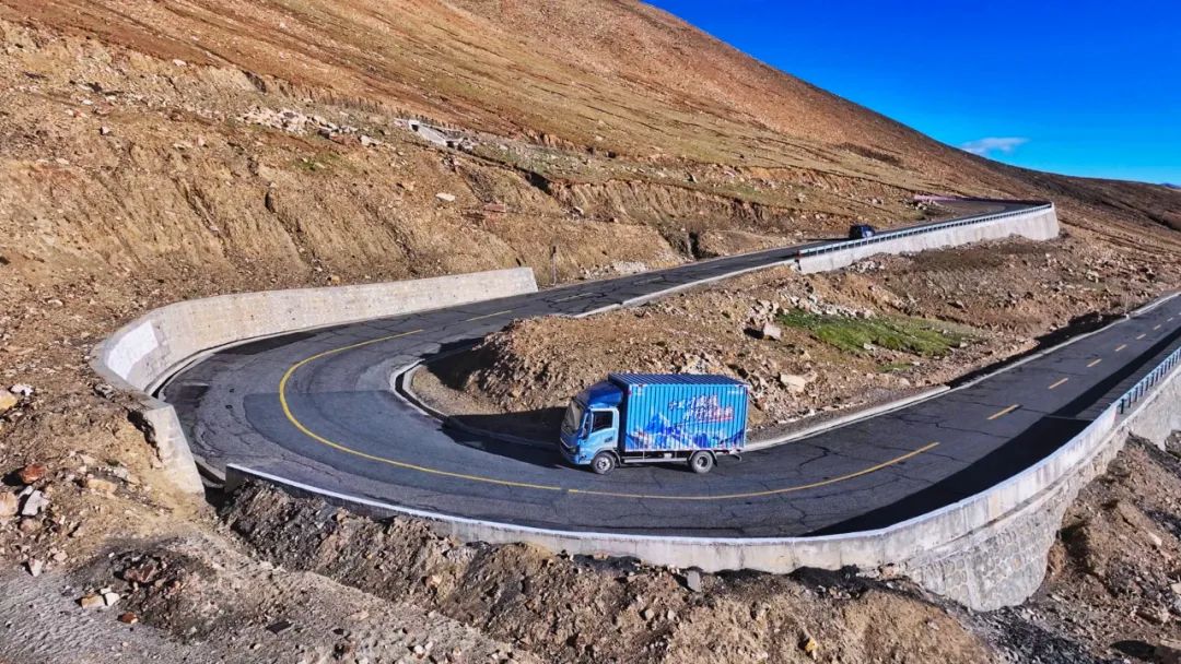 宇通新能源商用车极限挑战:从“极限环境”到“用户战场”的质变 宇通新能源商用车极限挑战:从“极限环境”到“用户战场”的质变